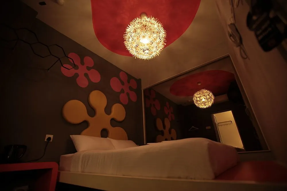 **  Oyo 902 Rooms Boutique Hotel Johor Bahru Malaysia